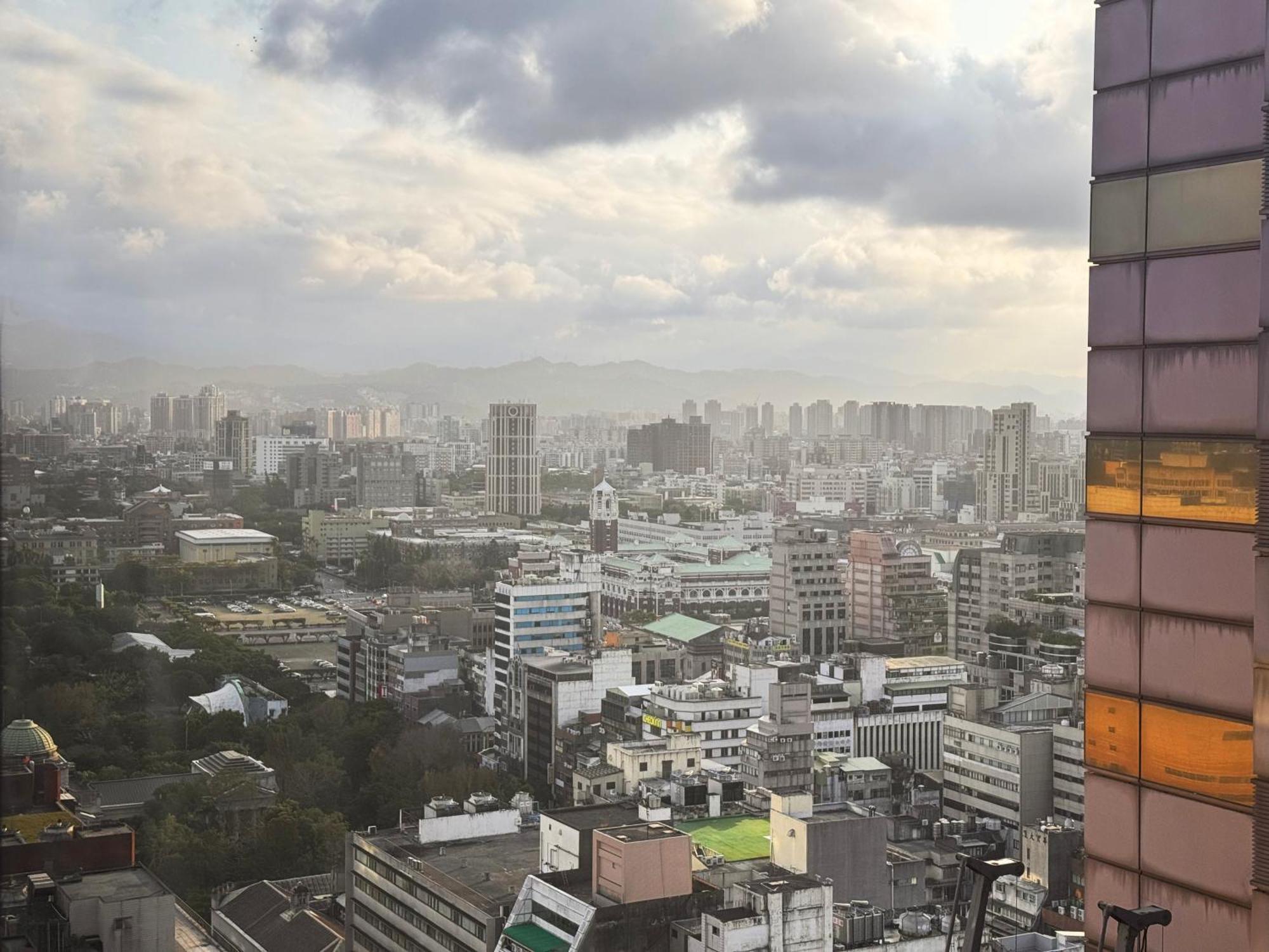 Urban Abode Apartment 1 Taipei Bagian luar foto